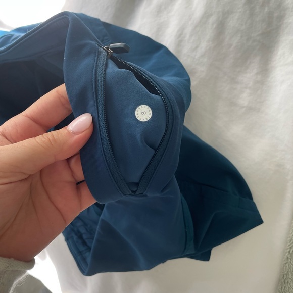 Need Help Identifying Color Please ❤️ Lululemon - Picture 3 of 3